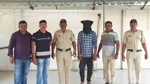 त्या महिलेच्या डोक्यात दगड घालणारा आरोपी रिक्षाचालकच; पोलिसांनी गुन्ह्याचा असा लावला तपास...
