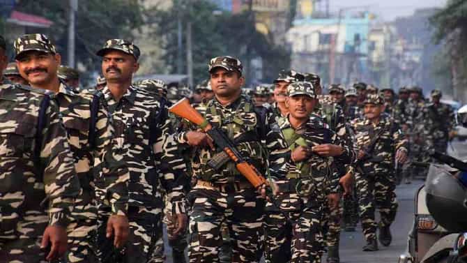 CRPF Recruitment : देशातील सर्वात मोठी भरती, सीआरपीएफमध्ये एका झटक्यात लाखाहून अधिक पदे भरणार; नोटिफिकेशन जारी