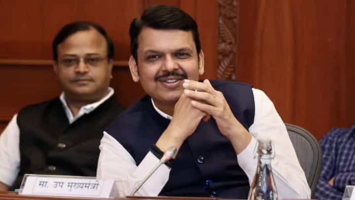 भाजप सोडल्यास सगळेच पक्ष प्रायव्हेट लिमिटेड कंपनीसारखे वागतात; काँग्रेस नेत्याकडून तोंडभरून कौतुक भाजप सोडल्यास सगळेच पक्ष प्रायव्हेट लिमिटेड कंपनीसारखे वागतात; काँग्रेस नेत्याकडून तोंडभरून कौतुक