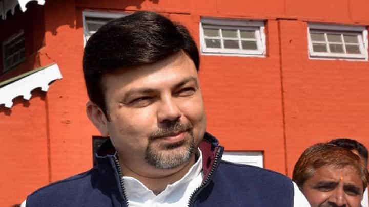 जवळीक वैगेरे काही नाही, शेतावर भेटलो होतो इतकच; पवार भेटीवर देशमुखांचे स्पष्टीकर जवळीक वैगेरे काही नाही, शेतावर भेटलो होतो इतकच; पवार भेटीवर देशमुखांचे स्पष्टीकर