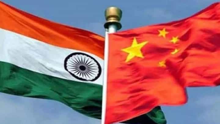 पाकिस्तानविरोधात गुरगुरणारे मोदी सरकार चिनी ड्रॅगनपुढे मौनात का जाते?; सामनातून हल्ला पाकिस्तानविरोधात गुरगुरणारे मोदी सरकार चिनी ड्रॅगनपुढे मौनात का जाते?; सामनातून हल्ला