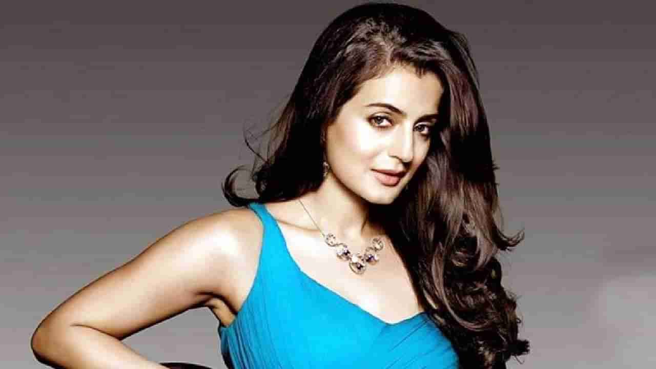 Ameesha Patel | अमीषा पटेलविरोधात वॉरंट जारी; जाणून घ्या नेमकं काय आहे प्रकरण?