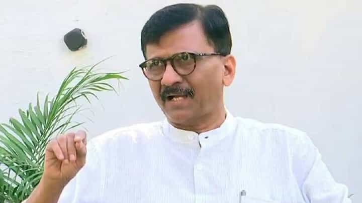 राऊत 'या' प्रकरणी थेट सीबीआयकडे मागणी करणार राऊत 'या' प्रकरणी थेट सीबीआयकडे मागणी करणार