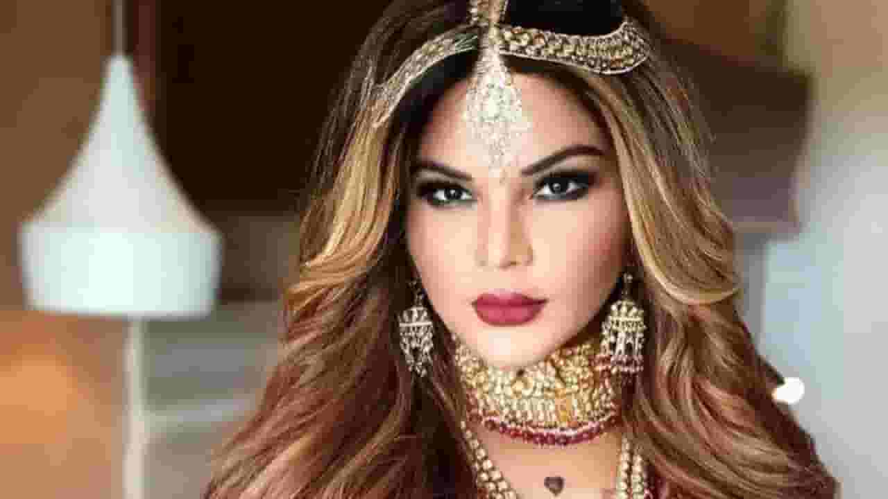 कंबोज स्वत:च मोठे ड्रामेबाज, त्यांच्या नावात काय?; राखी सावंतचे टीकेला प्रत्युत्तर