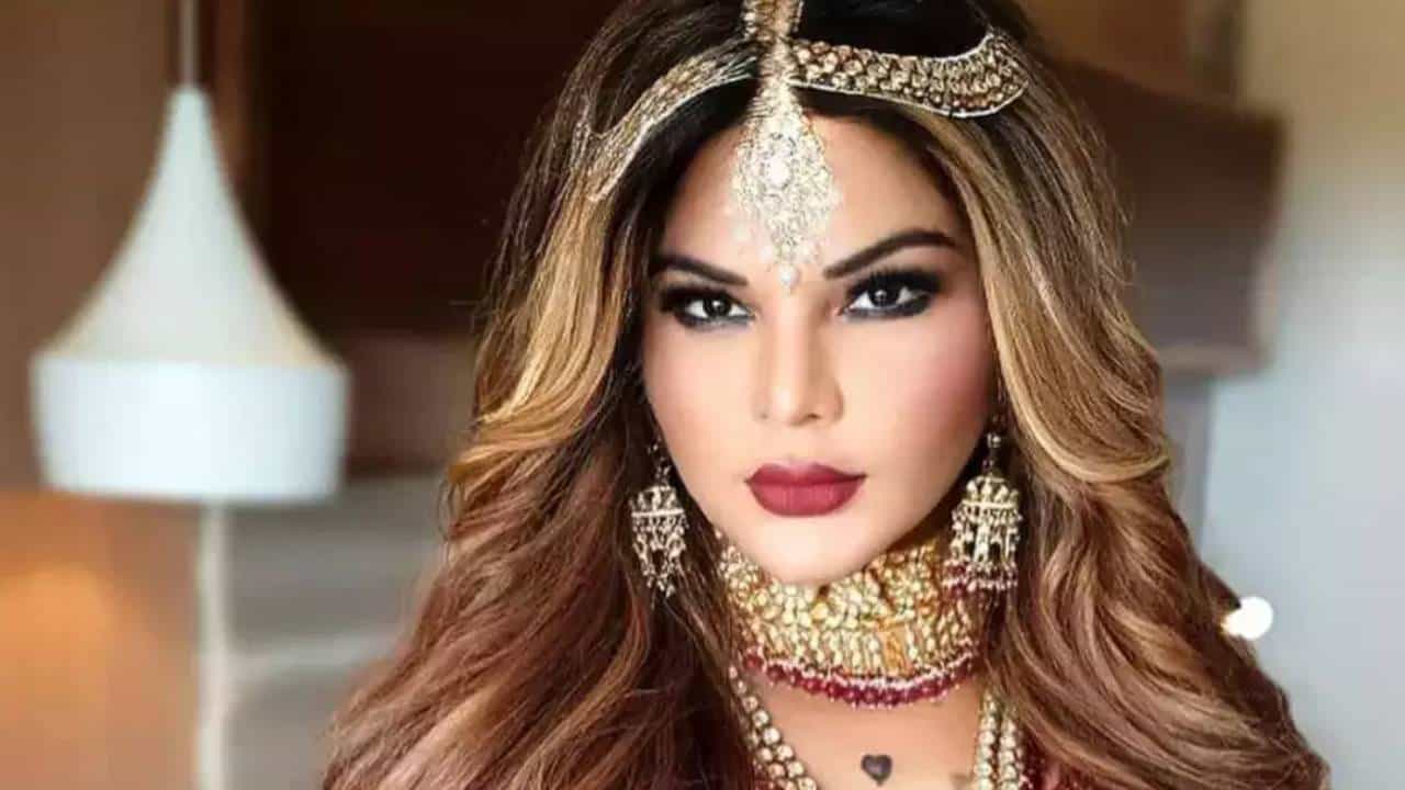 कंबोज स्वत:च मोठे ड्रामेबाज, त्यांच्या नावात काय?; राखी सावंतचे टीकेला प्रत्युत्तर कंबोज स्वत:च मोठे ड्रामेबाज, त्यांच्या नावात काय?; राखी सावंतचे टीकेला प्रत्युत्तर