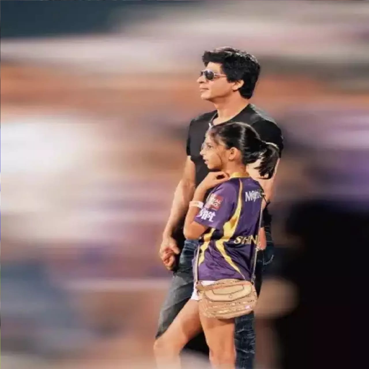 सुहाना 2008 पासून आयपीएलमध्ये केकेआरला सपोर्ट करायला येते.