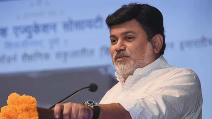 मुख्यमंत्री एकनाथ शिंदे यांना बदनाम करण्याचा प्रयत्न, पण...; उदय सामंत यांची प्रतिक्रिया मुख्यमंत्री एकनाथ शिंदे यांना बदनाम करण्याचा प्रयत्न, पण...; उदय सामंत यांची प्रतिक्रिया