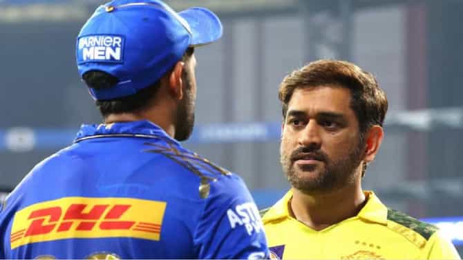 MI vs CSK 2023 : मॅच नंतर Ms Dhoni ची मुंबईच्या एका खेळाडूसोबत स्पेशल मीटिंग, आता पुढच्या मॅचमध्ये....