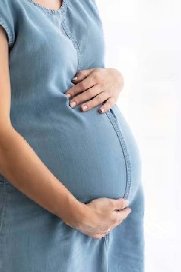 Pregnancy : महिलांनी गरोदरपणात 'हा' व्यायाम करावाच, मिळतील जबरदस्त फायदे!