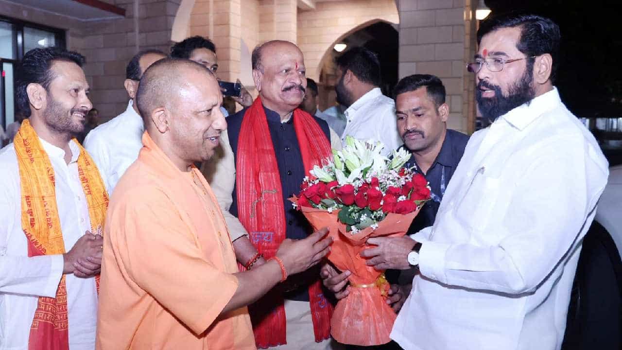 योगी आदित्यनाथ यांच्यासोबतच्या बैठकीत काय चर्चा झाली? एकनाथ शिंदे यांनी सविस्तर सांगितलं...