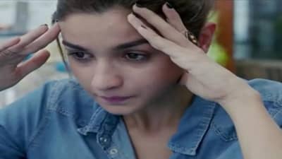 Alia Bhatt का रडली रात्रभर ? म्हणाली, नुकताच झालेल्या आईसाठी...