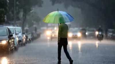 मुंबईत अवकाळी पावसाची हजेरी, ५ मेपर्यंत ‘या’ राज्यात मेघगर्जनेसह पावसाची शक्यता