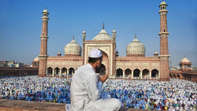 ईदच्या सुट्टीत भारतातील ही 4 ठिकाणे नक्की पाहा, एक तर संपूर्ण जगभर प्रसिद्ध!