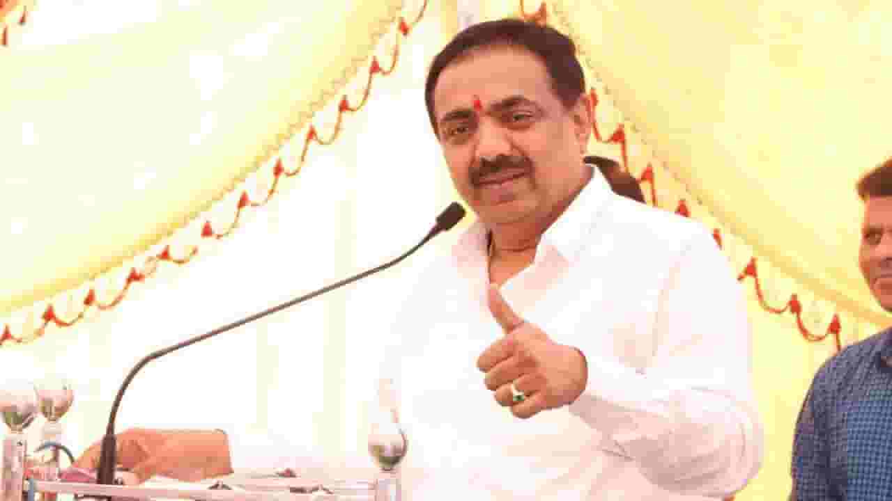 इस्लामपूर कृषी उत्पन्न बाजार समिती जयंत पाटलांच्या गटाकडे; 18 पैकी 17 जागा राष्ट्रवादीकडे इस्लामपूर कृषी उत्पन्न बाजार समिती जयंत पाटलांच्या गटाकडे; 18 पैकी 17 जागा राष्ट्रवादीकडे