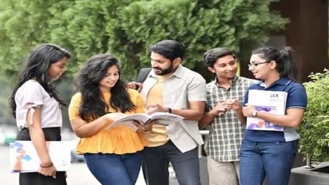 भारतातील टॉप-10 इंजिनिअरिंग कॉलेज, प्रवेश मिळाला तर करोडोचं पॅकेज मिळालंच समजा!