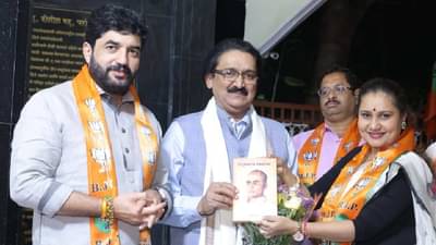 अन् भरपत्रकार परिषदेत प्रिया बेर्डे रडल्या; पाहा व्हीडिओ…