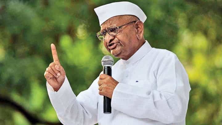 अण्णा हजारे यांची हत्या करणार; कुणी दिली धमकी? अण्णा हजारे यांची हत्या करणार; कुणी दिली धमकी?