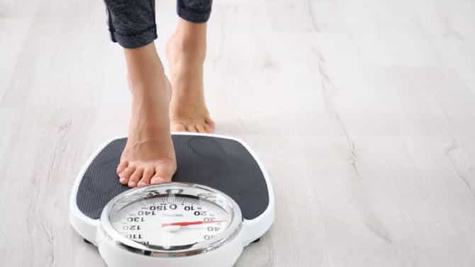 Weight Loss : सकाळी उठल्यावर करा या गोष्टी झपाट्याने कमी वजन होईल कमी, जाणून घ्या!