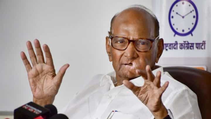 Sharad Pawar : राजकारणातली सर्वात मोठी बातमी, शरद पवार म्हणाले, 'कुठं थांबायचं मला कळतं' Sharad Pawar : राजकारणातली सर्वात मोठी बातमी, शरद पवार म्हणाले, 'कुठं थांबायचं मला कळतं'