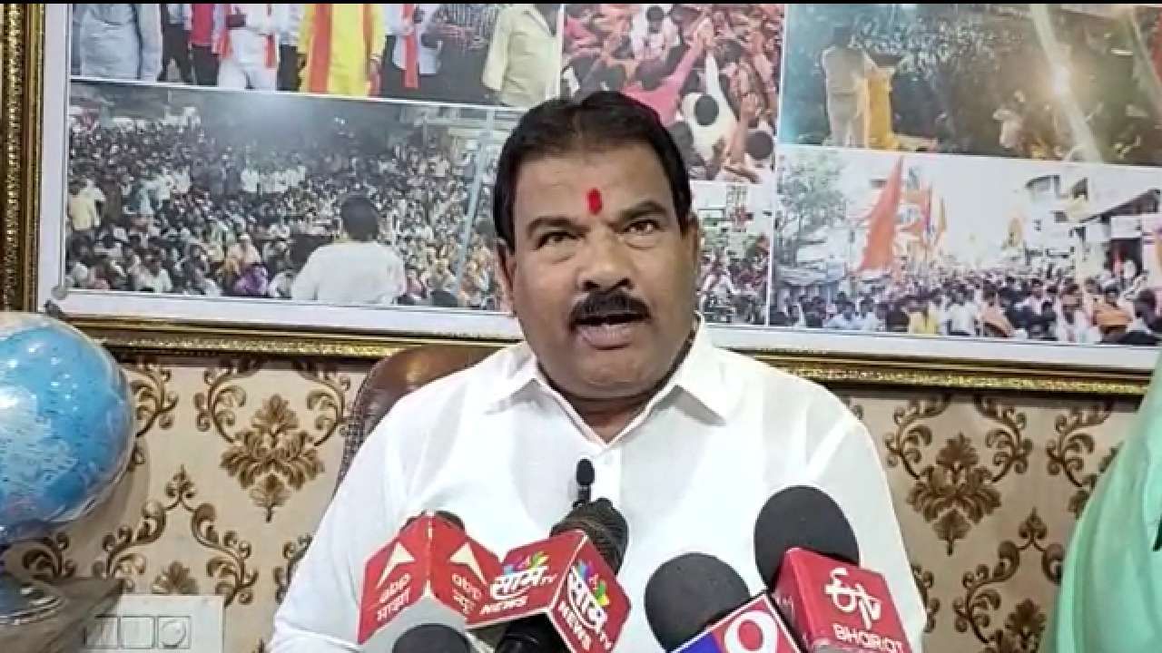 महाराष्ट्राचे खरे वाघ कोण ? अन् कोल्हे, कुत्रे लांडगे कोण? ठाकरे गटाला कुणी सुनावलं? महाराष्ट्राचे खरे वाघ कोण ? अन् कोल्हे, कुत्रे लांडगे कोण? ठाकरे गटाला कुणी सुनावलं?