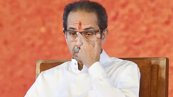 ....आता वाघाचे पांघरून बसलेत; शिवसेना नेत्याचा ठाकरे गटावर पलवार ....आता वाघाचे पांघरून बसलेत; शिवसेना नेत्याचा ठाकरे गटावर पलवार