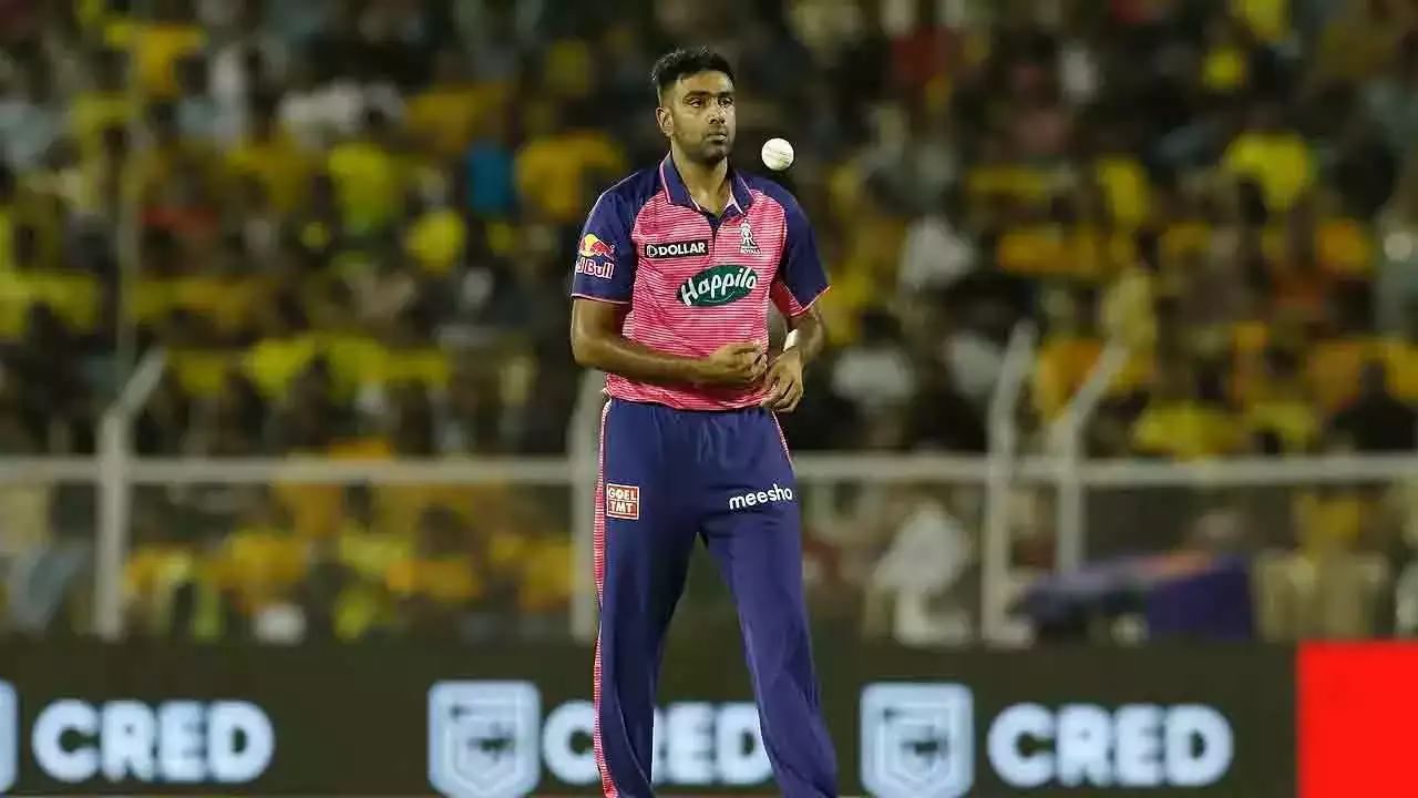 IPL 2023 : चेन्नई विरुद्धच्या सामन्यात पंचांच्या 'त्या' निर्णयावर आर. अश्विननं घेतला आक्षेप, तसं करणं म्हणजे...