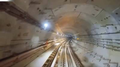 VIDEO : देशात पहिल्यांदाच धावली नदीखालून मेट्रो, कुठे झाली अंडर वॉटर मेट्रो ट्रायल