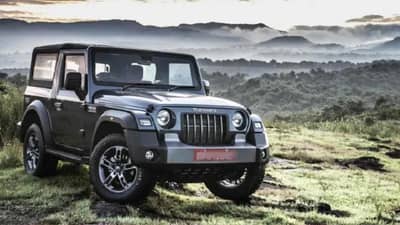 Mahindra Thar प्रेमींसाठी वाईट बातमी, कंपनीनं प्रसिद्ध गाडीबाबत घेतला असा निर्णय