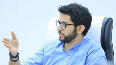 ठाकरे नाव फक्त बाळासाहेब आणि राज यांनाच शोभतं, तुम्हाला नाही; शिवसेना नेत्याची आदित्य ठाकरेंवर टीका