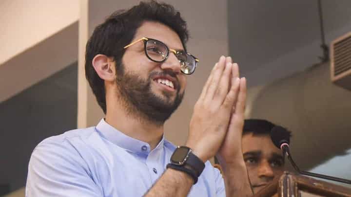 40 दिवस तुरुंगात राहिलेल्या शिंदेंना तुरुंगाची भीती कशी वाटेल? आदित्य ठाकरेंना कोणाचा खोचक सवाल 40 दिवस तुरुंगात राहिलेल्या शिंदेंना तुरुंगाची भीती कशी वाटेल? आदित्य ठाकरेंना कोणाचा खोचक सवाल