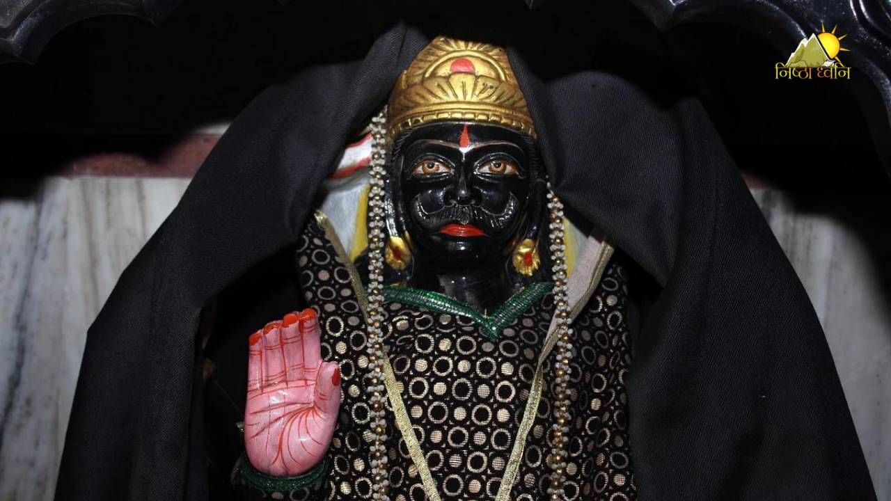 Shani Dosh : तुमच्यावर तर नाही ना शनिची वक्र दृष्टी? शनिदोष असल्यास येतात असे अनुभव