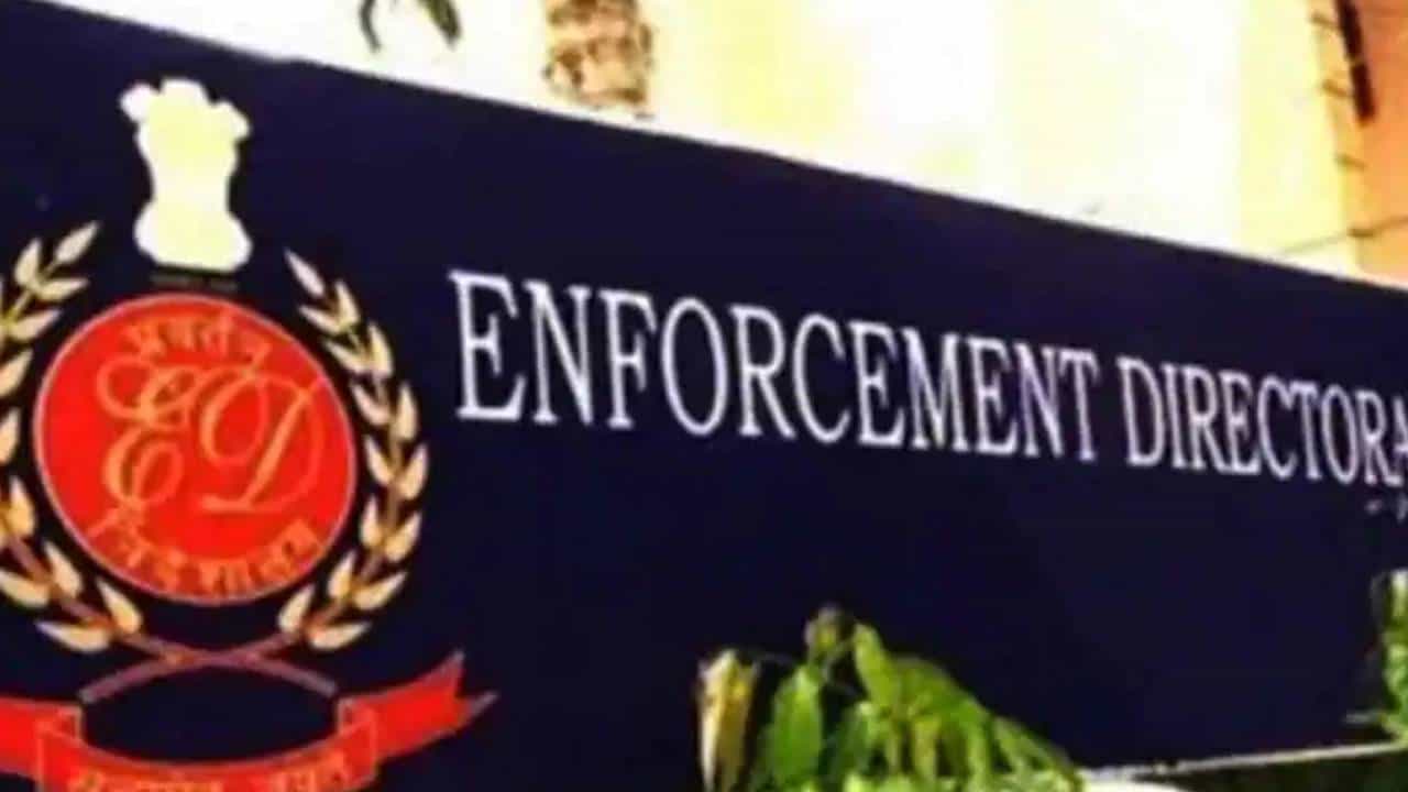 2022 लाच ईडी चौकशी झाली; मात्र ईडी वाले वैतागून गेले; राष्ट्रवादी नेत्याचा गौप्यस्फोट 2022 लाच ईडी चौकशी झाली; मात्र ईडी वाले वैतागून गेले; राष्ट्रवादी नेत्याचा गौप्यस्फोट