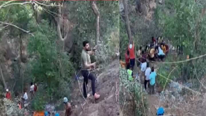 जुन्या पुणे-मुंबई महामार्गावर बस अपघात, 16 प्रवाशांना वाचवण्यात यश, बचावकार्य सुरू जुन्या पुणे-मुंबई महामार्गावर बस अपघात, 16 प्रवाशांना वाचवण्यात यश, बचावकार्य सुरू