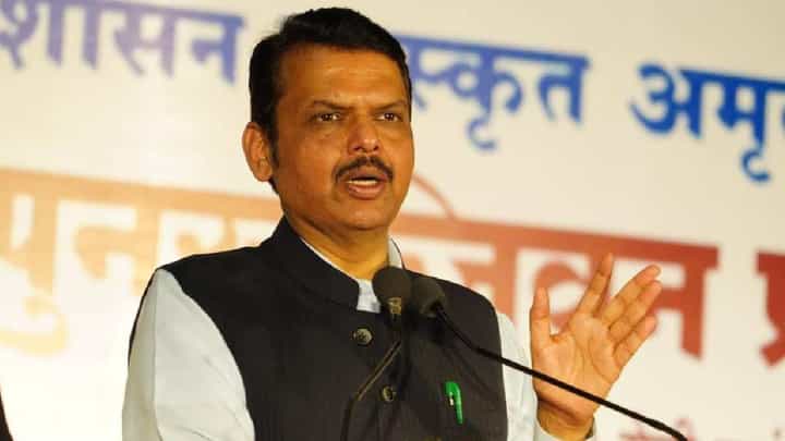 खोपोली अपघातावर उपमुख्यमंत्री देवेंद्र फडणवीस यांची प्रतिक्रिया; म्हणाले... खोपोली अपघातावर उपमुख्यमंत्री देवेंद्र फडणवीस यांची प्रतिक्रिया; म्हणाले...