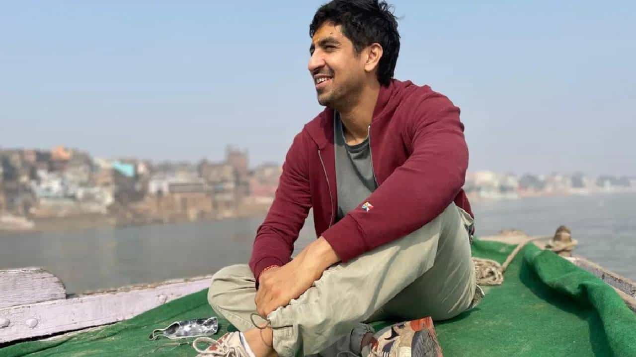 यशराज प्रॉडक्शनचे चित्रपट गेल्या काही दिवसांपासून बाॅक्स आॅफिसवर धमाकेदार कामगिरी करताना दिसत आहेत. काही दिवसांपूर्वी अयान मुखर्जी याचा चित्रपट ब्रह्मास्त्रने देखील चांगली कामगिरी केलीये.