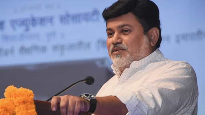 एकनाथ शिंदेंनी काढलं नाटक? उदय सामंत म्हणतात, 'गुवाहाटी व्हाया सुरत...' एकनाथ शिंदेंनी काढलं नाटक? उदय सामंत म्हणतात, 'गुवाहाटी व्हाया सुरत...'