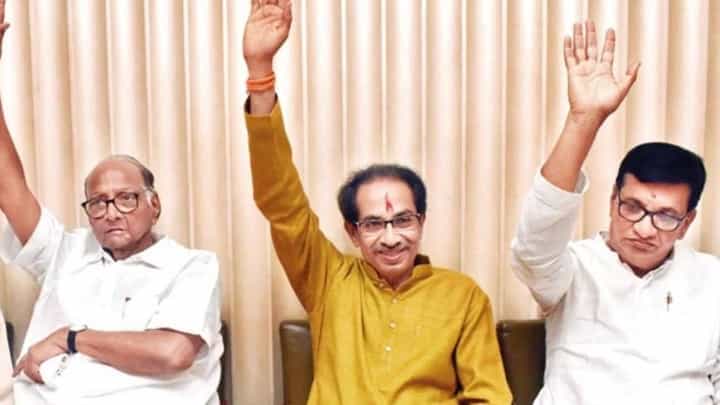 वज्रमूठ सभेला काँग्रेस नेत्याची गैर हजेरी, काय आहे भंडाऱ्याला जाण्याचे कारण? कोण आहे नेता? वज्रमूठ सभेला काँग्रेस नेत्याची गैर हजेरी, काय आहे भंडाऱ्याला जाण्याचे कारण? कोण आहे नेता?