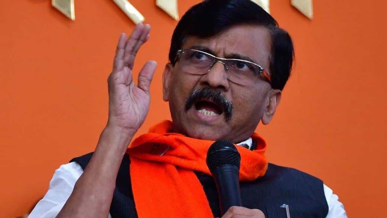 विधानसभेला आघाडी किती जागा जिंकणार? संजय राऊत यांनी थेट सांगितला आकडा, म्हणाले... विधानसभेला आघाडी किती जागा जिंकणार? संजय राऊत यांनी थेट सांगितला आकडा, म्हणाले...