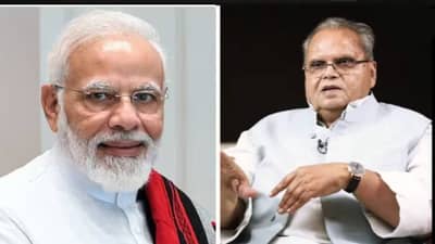 फोडलेल्या आमदारांना नेण्यासाठी विमाने उपलब्ध होतात, जवानांसाठी का नाही?; पुलवामावरून दैनिक सामनातून हल्लाबोल