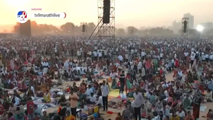 महाराष्ट्र भूषण सोहळ्याला उष्माघाताचं ग्रहण, 11 जणांचा मृत्यू, मृतांच्या कुटुंबीयांना प्रत्येकी 5 लाखाची मदत महाराष्ट्र भूषण सोहळ्याला उष्माघाताचं ग्रहण, 11 जणांचा मृत्यू, मृतांच्या कुटुंबीयांना प्रत्येकी 5 लाखाची मदत