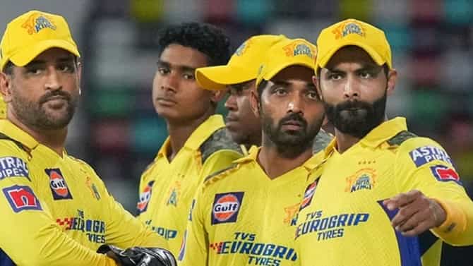 RCB vs CSK Dhoni | महेंद्रसिंह धोनी खेळणार नाही? सीएसके टीमकडून मोठी अपडेट