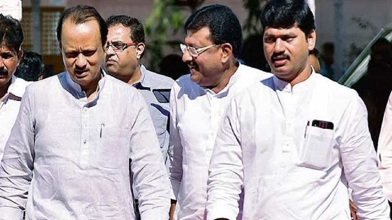अजित पवार भाजपसोबत जाणार असल्याच्या चर्चा; धनंजय मुंडे नॉट रिचेबल