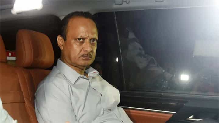 अजित पवार यांच्या इमेजला भाजप जाणीवपूर्वक डॅमेज करतेय; 'या' नेत्याचं टीकास्त्र अजित पवार यांच्या इमेजला भाजप जाणीवपूर्वक डॅमेज करतेय; 'या' नेत्याचं टीकास्त्र