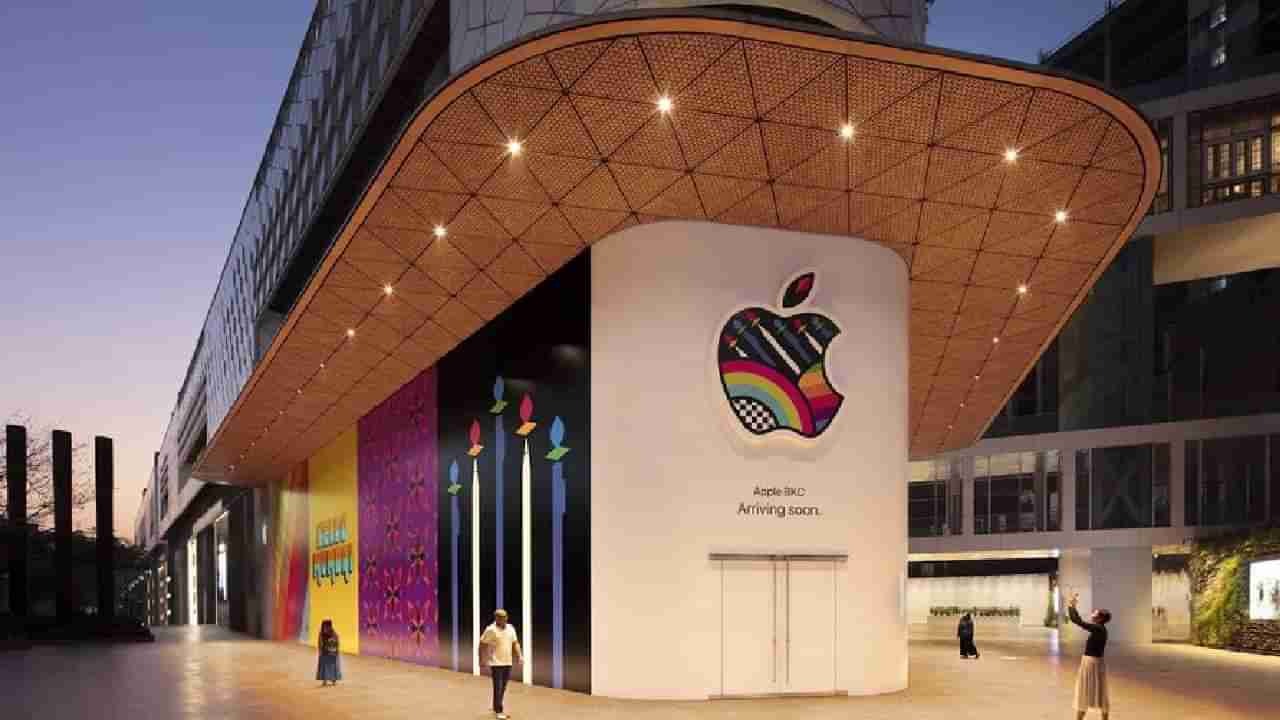 Apple Store in India : ना लाल फीत कापली, ना कात्री चालवली... टिम कुकनी असे केले ॲपल स्टोअरचे ओपनिंग