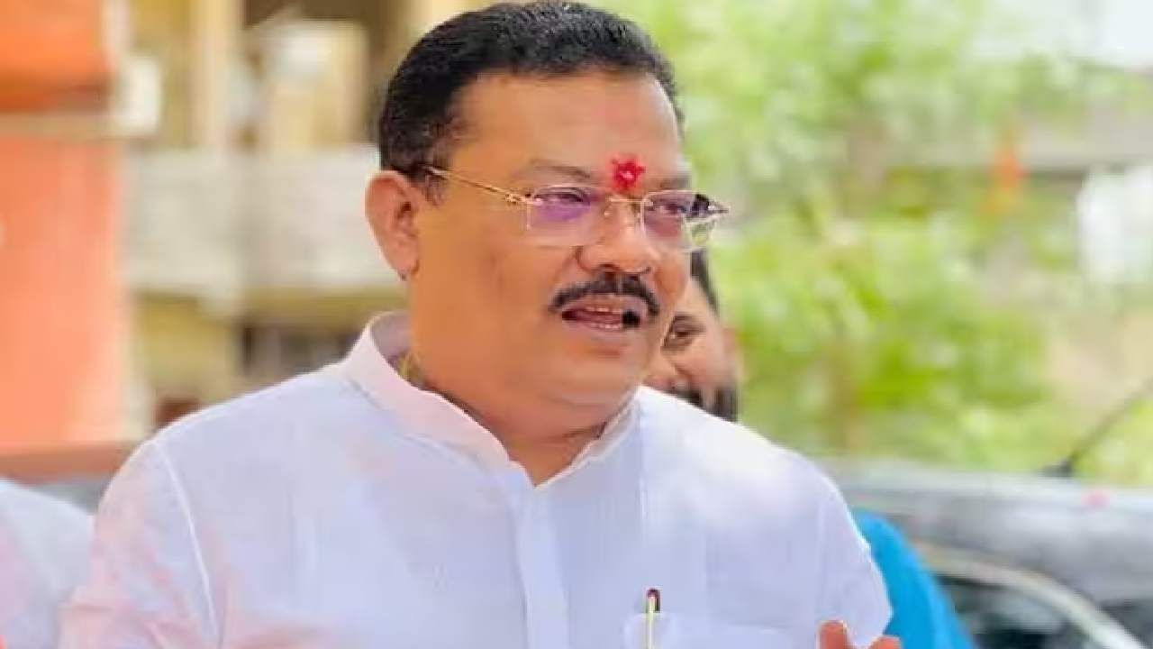 अजितदादा भाजपात आले तर शिंदेचं बळ कमी होणार? संजय शिरसाट यांनी शिंदे गटाची भूमिका सांगितली अजितदादा भाजपात आले तर शिंदेचं बळ कमी होणार? संजय शिरसाट यांनी शिंदे गटाची भूमिका सांगितली