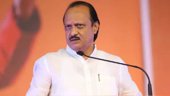 ...म्हणून अजित पवारांचं कालचं बंड शांत झालं, पण ते तात्पुरतं; या नेत्याच्या वक्तव्यामुळे चर्चांना उधाण ...म्हणून अजित पवारांचं कालचं बंड शांत झालं, पण ते तात्पुरतं; या नेत्याच्या वक्तव्यामुळे चर्चांना उधाण