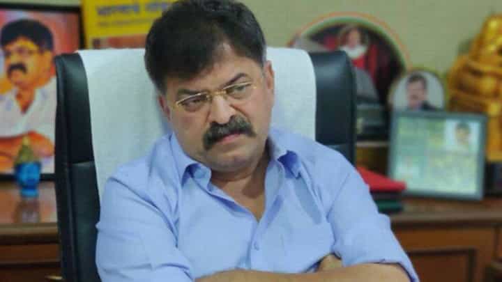 'सत्ता गेल्यापासून जितेंद्र आव्हाड यांची जीभ घसरते', कुणी केला हल्लाबोल? 'सत्ता गेल्यापासून जितेंद्र आव्हाड यांची जीभ घसरते', कुणी केला हल्लाबोल?