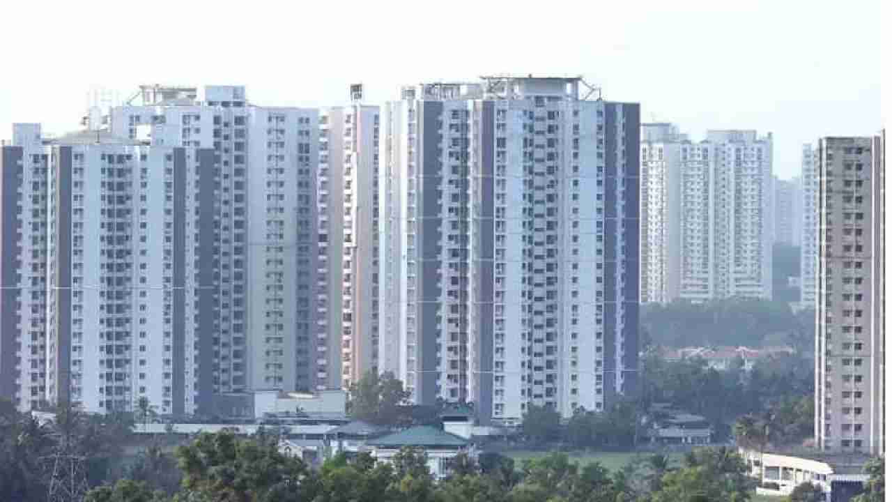 Property : घर बसल्या स्वस्तात खरेदी करा घर! सरकारी बँका करणार जागर