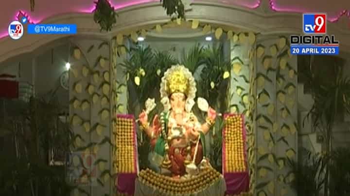 मानाच्या कसबा गणपतीच्या भवताली हापूस आंब्यांची दरवळ, बघा आकर्षक सजावट मानाच्या कसबा गणपतीच्या भवताली हापूस आंब्यांची दरवळ, बघा आकर्षक सजावट