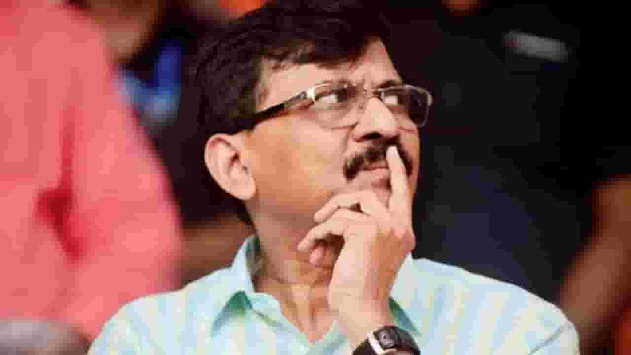 सरकार कोसळण्याच्या भाकितावर भाजप नेत्यानं संजय राऊतांना ठरवलं ठार वेडं; म्हणाले, 'मेंटली लेव्हल...' सरकार कोसळण्याच्या भाकितावर भाजप नेत्यानं संजय राऊतांना ठरवलं ठार वेडं; म्हणाले, 'मेंटली लेव्हल...'